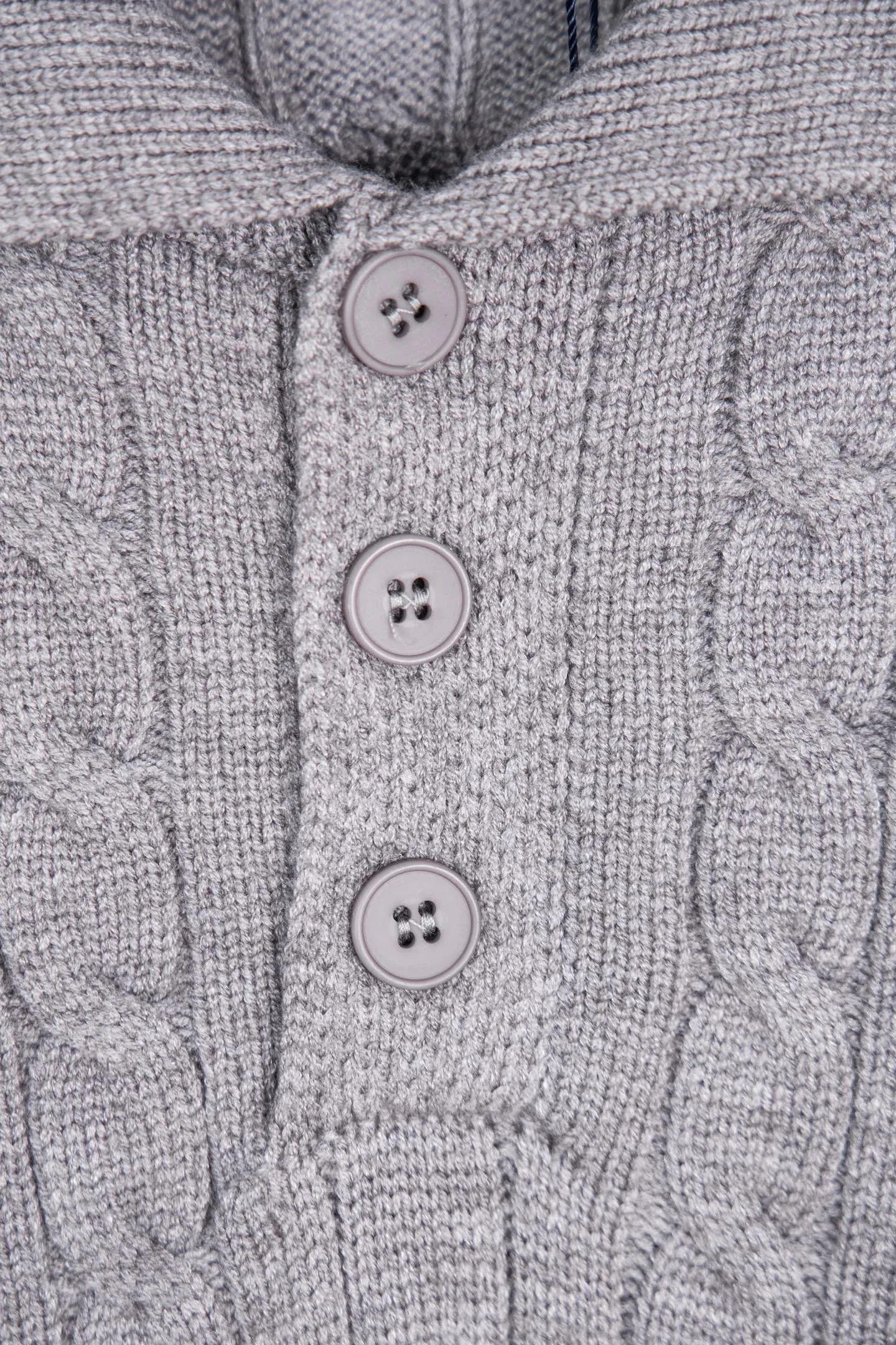 P240 Ralph Lauren 2025ss new twist sweater button cardigan. The fabric is made of imitation cashmere fabric. A full set of customized accessories. The highest version on the market. Color: Navy blue, black, white and gray. Size: S-XL.